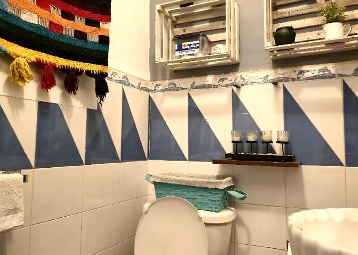 Amplia Casa En Condesa Ideal Grupos Con 4 Recamaras Y Terraza * Mexico